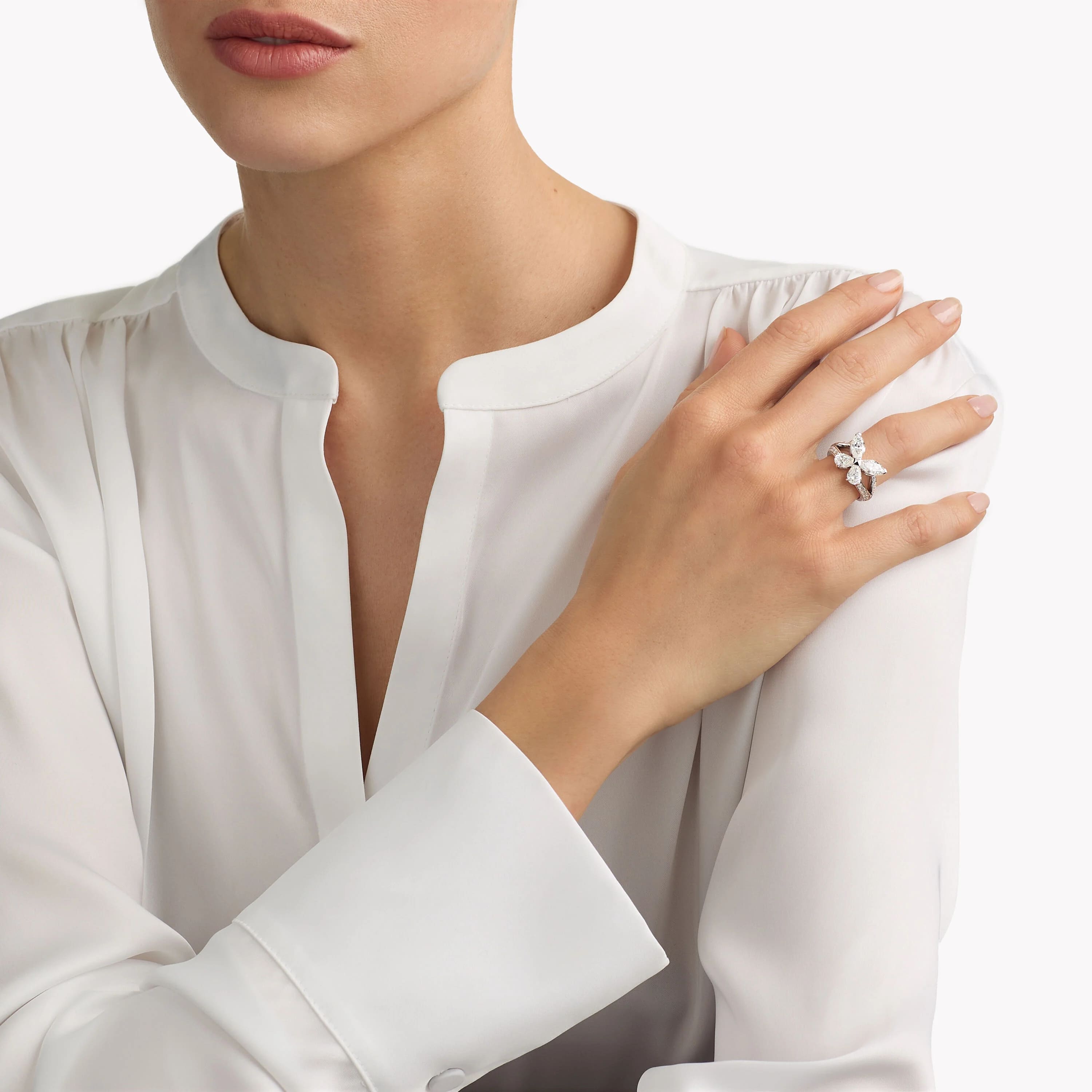 Ağ Qızıl və Brilyant Kəpənək Üzük - hover